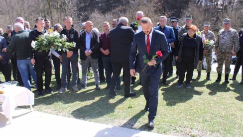 BITKA ZA RELEJ: Rod pamti junake sa Majevice