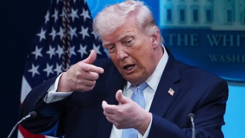 СВЕТ ЗАНЕМЕО! Ово су прве речи Доналда Трампа након пуцњаве на вечери