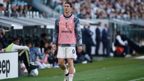 Ni Milan, ni Juventus! Dušan Vlahović potpisuje ugovor sa još većim evropskim gigantom
