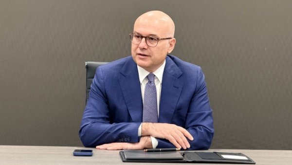 НИЈЕ НАЈВАЖНИЈИ ДАТУМ ИЗБОРА Вучевић: Не можемо рушити кућу док дувају оркански ветрови