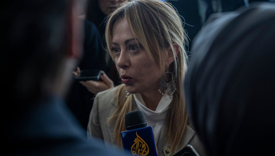 СКАНДАЛ У ИТАЛИЈИ: Премијерка Ђорђа Мелони направила селфи са припадником мафије