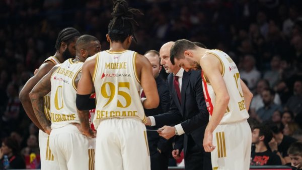 КРАЈ! Звезда отпустила плеја!