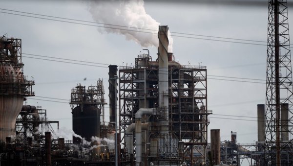 Нафта Брент поскупела: Европски индекси у паду