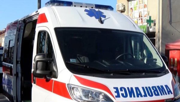 ПОГИНУО МЛАДИЋ: Тешка саобраћајна несрећа у Сурчину