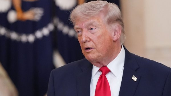 СКАНДАЛОЗНА ИЗЈАВА ИЗ ВАШИНГТОНА: Трамп поручио Ирану - Не делујете у том подручју и тако ће остати