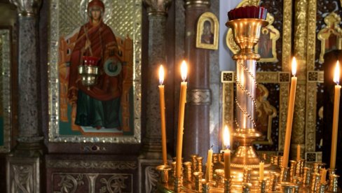 ZAŠTO NIKAKO NE VALJA ZASPATI PRE PONOĆI UOČI VASKRSA? Ovaj stari običaj ima moćno značenje za celu godinu