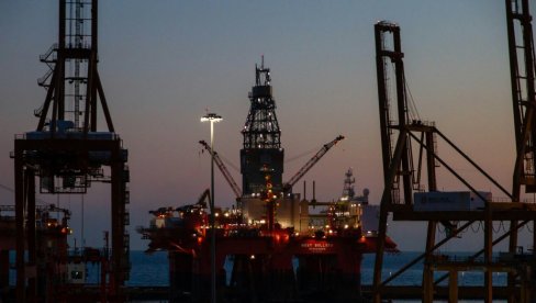 Olakšanje na tržištu: Nafta naglo pala nakon smirivanja krize u Ormuskom moreuzu i normalizacije snabdevanja