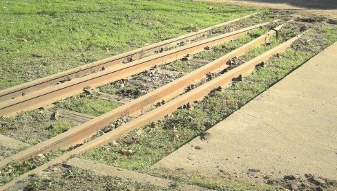 JAVNA NABAVKA: Za uklanjanje industrijskog koloseka dva miliona