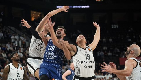 EFES - PARTIZAN: Kakva utakmica u Istanbulu