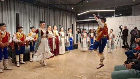 ZA DECU ORAHOVCA SAKUPILI 20.000 €: U Nikšiću održan humanitarni koncert za naše najmlađe sunarodnike na Kosovu i Metohiji (FOTO)