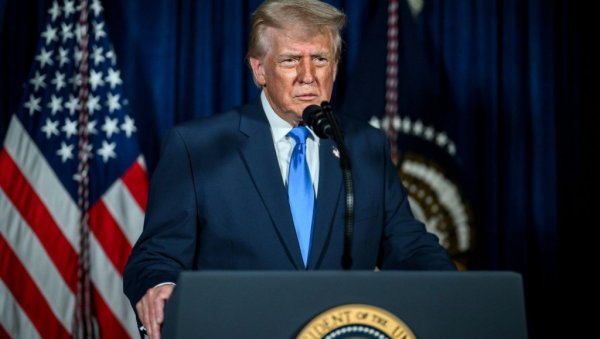 ТРАМП ЗАПРЕТИО ИРАНУ: Придржавајте се споразума или пуцњава почиње