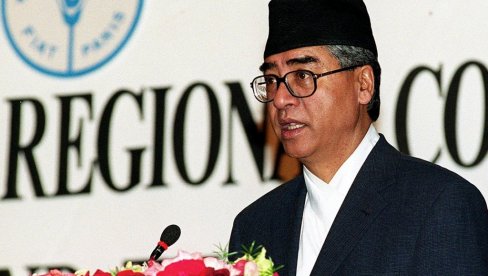 ОПТУЖЕН ЗА ПРАЊЕ НОВЦА: Издат налог за хапшење бившег премијера Непала