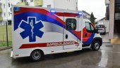 У СУДАРУ ЧЕТИРИ ВОЗИЛА, ПОВРЕЂЕНЕ ТРИ ОСОБЕ: Саобраћајна несрећа  на Руменачком путу у Новом Саду, једна кола се преврнула на кров