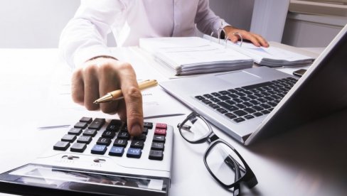 NOVA RAČUNICA: Država uvodi dodatan staž - Evo ko može ranije u penziju