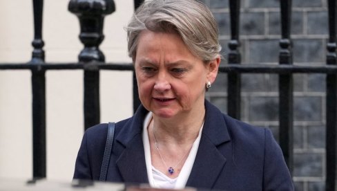 NE PLAĆATI PROLAZ KROZ ORMUZ Blam britanske ministarske spoljnih poslova - Zaboravila da su Britanci to isto radili - samo sa tuđim prolazima