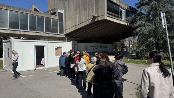 ВЕЛИКИ ОДЗИВ: Настављена акција превентивних ултразвучних прегледа дојки у Новом Београду