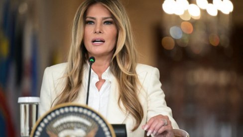 NIJE NI ON ZNAO: Melanija šokirala i Trampa - nenajavljeno obraćanje iznenadilo američku javnost