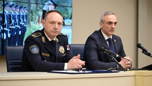 ДИРЕКТОР ПОЛИЦИЈЕ ВАСИЉЕВИЋ: Честитао Васкрс патријарху и верницима