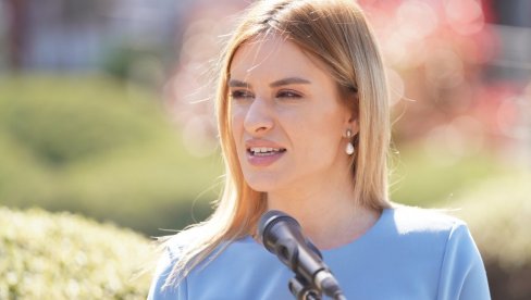 БЛАГОЈЕ ЈОВОВИЋ ЋЕ БИТИ САХРАЊЕН У СРБИЈИ: Министарка Стаменковски открила - Покренута иницијатива да се посмртни остаци пребаце у отаџбину