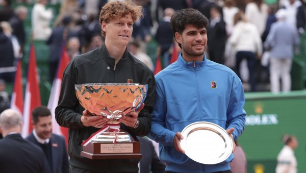 КАКВЕ РЕЧИ КАРЛОСА АЛКАРАЗА: Шпанац бираним речима о Синеру, али се упркос поразу сетио и Ђоковића