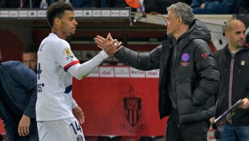 РУТИНСКО ОДРАЂИВАЊЕ ПОСЛА: ПСЖ долази на Енфилд са два гола предности и Енрике неће дозволити да их испусти