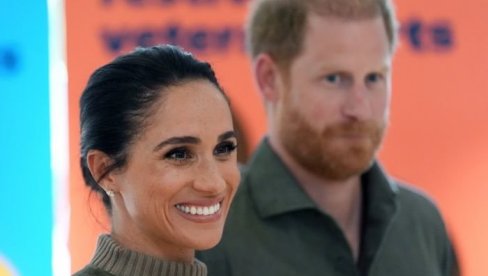 МЕГАН МАРКЛ СЕ ПОЈАВИЛА У БОЈИ КОЈУ ОБОЖАВА И КЕЈТ МИДЛТОН: Многи мисле да војвоткиња од Сасекса никада није боље изгледала (ФОТО)