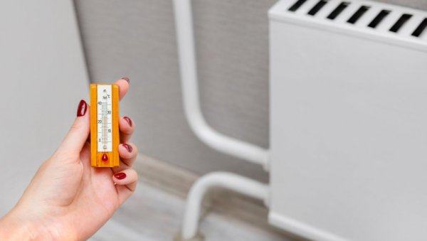 СУТРА СЕ ЗАВРШАВА ГРЕЈНА СЕЗОНА: Наставља се ако температура падне испод 12 степени