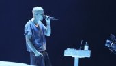 СКАНДАЛ НА ФЕСТИВАЛУ КОАЧЕЛА: Џастин Бибер се вратио на сцену, због једне ствари не престају да пљуште негативни коментари (ВИДЕО)
