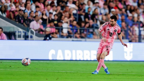 Лионел Меси се вратио у Барселону! Навијачи у неверици, ево чиме ће се бавити