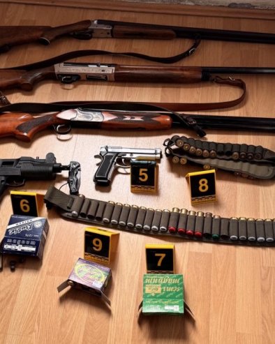 Заплењене пушке, пиштољи, муниција: Епилог претреса у Мојковцу