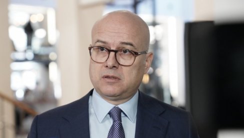 Imate političara Đokića i predsednika Vučića - o tome građani odlučuju: Jasna poruka Vučevića o izborima i prevari koja se sprema