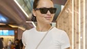Adrijana Lima sa ćerkama na najpoznatijem festivalu: Slavna mama i tinejdžerke prate isti trend! (FOTO)