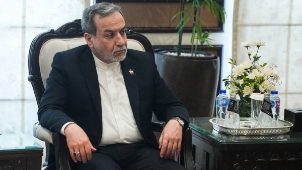 Аракчи иде код Путина: Ирански министар напустио Пакистан