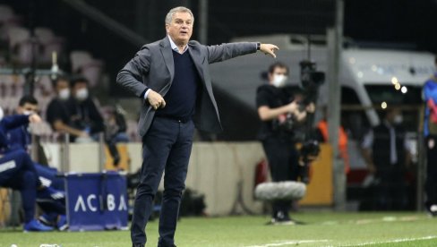 Љубиша Тумбаковић примљен у болницу!