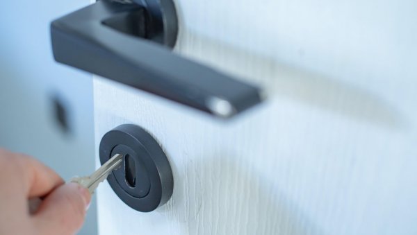 Купци у дилеми: Стан на спрату или више простора у сутерену