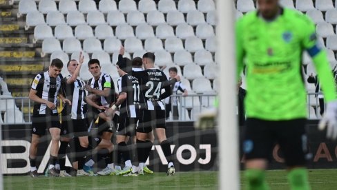 Borba za drugo mesto se zahuktava: Partizan bez kapitena na Karađorđu