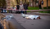 Медији: Два полицајца побегла са места масакра у Кијеву након првих пуцњева (ФОТО)