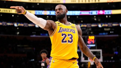 EKSPLOZIJA U NBA LIGI! Potpisao Lebron DŽejms! Kralj opet na prestolu!