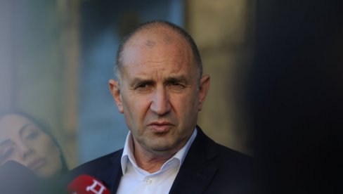 БУГАРСКИ ПАРЛАМЕНТ НА НОГАМА: Аплаузи за вето Радева на санкције Русији