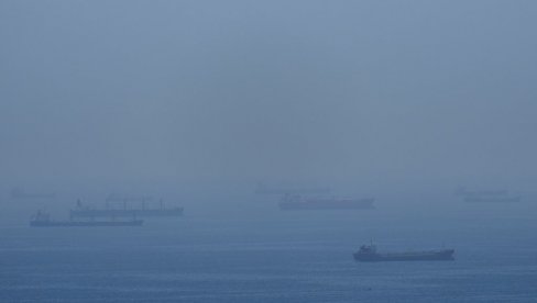 Iranski tankeri probili Trampovu blokadu: Američka flota nesposobna da zatvori Ormuz