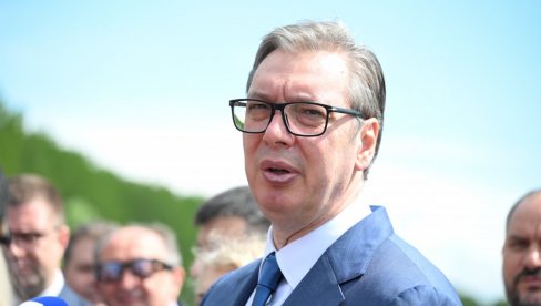 Вучић: Увек честитамо онима од којих изгубимо, за разлику од наших противника, које предводи високоинтелектуални двојац Ђокић-Бодирога