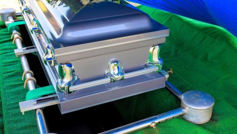 Profitiraju od smrti i sahrana: Procvetala pogrebna industrija u Rusiji, broj novih firmi veći skoro 40 odsto