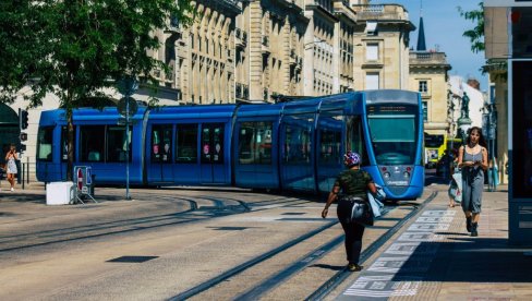 Istraživanje pokazuje: Rast cena goriva povećao broj putnika u javnom prevozu u Francuskoj