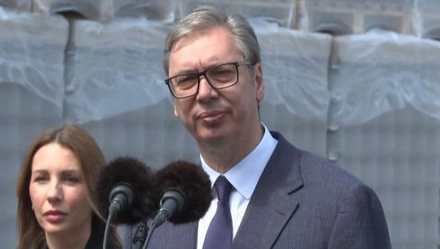 Blago dokonim ljudima Vučić komentarisao najavu blokadera da će blokirati RTS