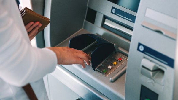 Грешка банкомата која може да вас кошта: Како повратити свој новац