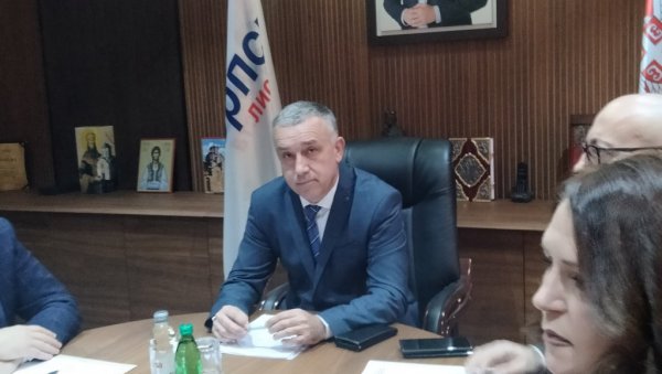 Чувари бакље слободе: Златан Елек предсендик Српске листе честитао Дан Универзитета у Приштини