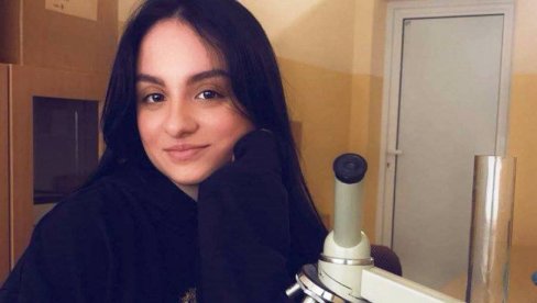 Сјајни успеси параћинских гимназијалаца:  Ива и Теодора пласирале се на државно такмичење (ФОТО)