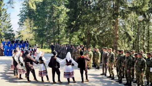 Свечано на полигону „Пасуљанске ливаде“: Обележен Дан Војске Србије (ФОТО)