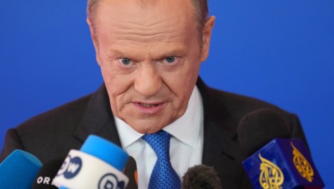 КРАЈ МИРНОМ СНУ: Туск позвао НАТО да послуша изјаву Медведева