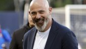 СТАНКОВИЋ ПРЕД ЛАРНЕ: Тренер Звезде одушевио навијаче! Рачуна на њега, али овај играч није ни отпутовао!
